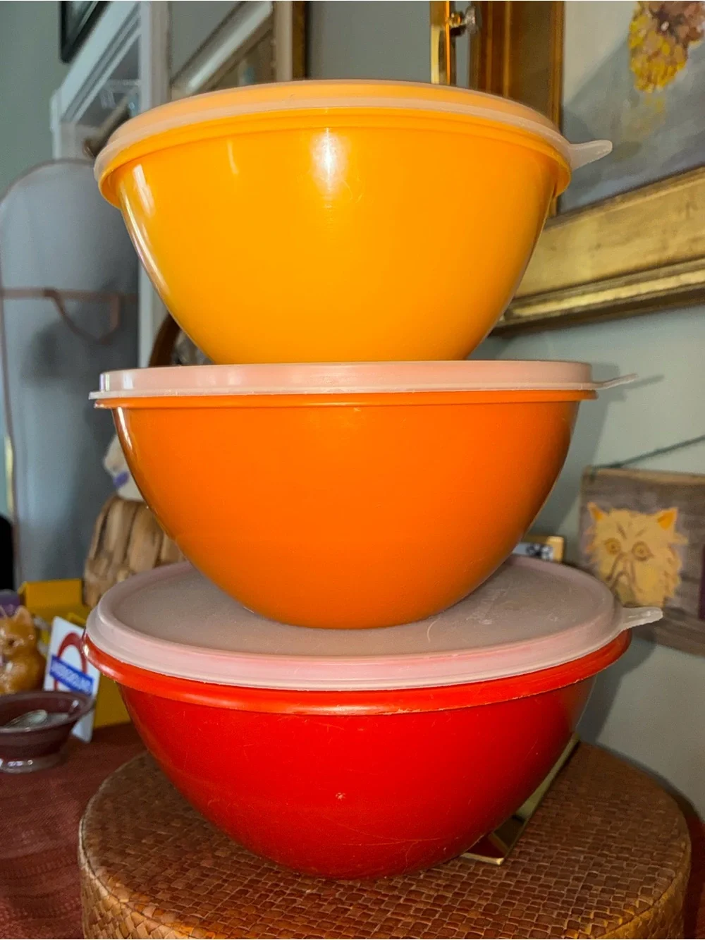TUPPERWARE Set of 3 Vibrant Mixing Bowls with Lids - Red, Orange, Yellow